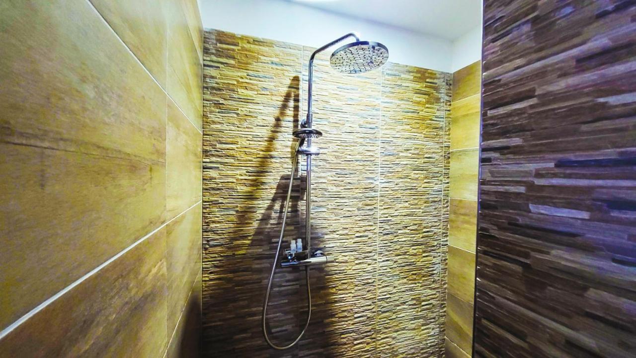 Attico Barocco Bed and Breakfast Λέτσε Εξωτερικό φωτογραφία