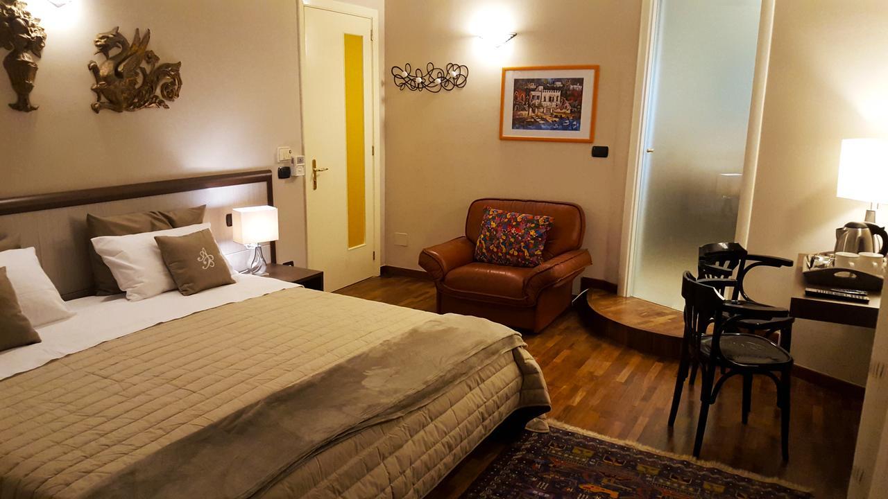 Attico Barocco Bed and Breakfast Λέτσε Εξωτερικό φωτογραφία